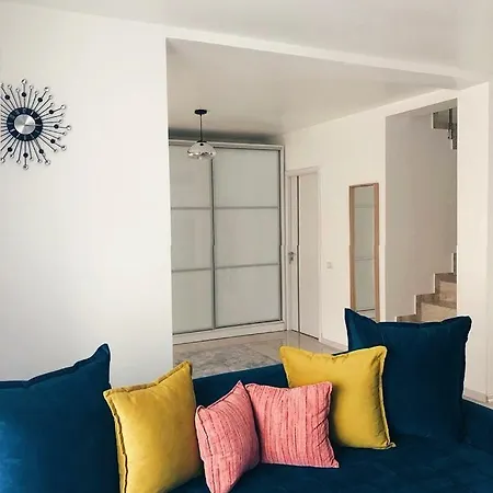 Villa Vila Meyra *